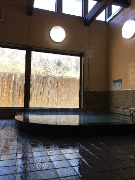 霊泉玉乃湯大浴場5