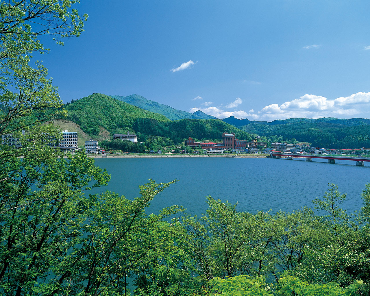 つなぎ温泉